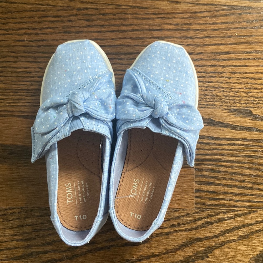 New girls Toms slip on sneakers